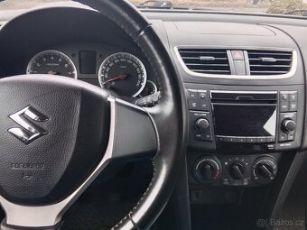 Suzuki Swift 1.2 VVTi 69 kW 4×4, 2011, benzín - 8