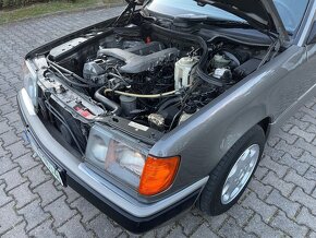 Mercedes W124, 300TD 4Matic, nádherný stav, 2x sada kol - 8
