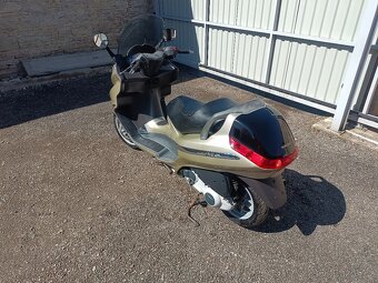 Piaggio x8 125 cz doklady v ceně - 8