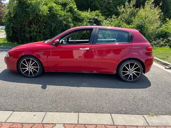 Alfa Romeo 147 1.9jtd 110kw - 8