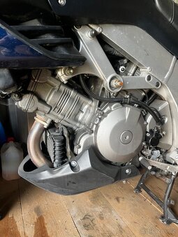 Suzuki VStrom 1000 - 8