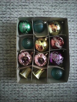 Retro skleněné vánoční ozdoby-11 krabic - 8