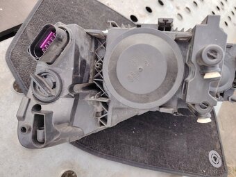 Octavia 2 Facelift blatník pravý - 8