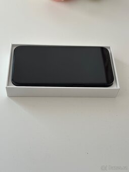 iPhone 13 128GB 100% baterie - 8