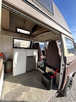VW Transporter T3 s vysokou střechou - 8