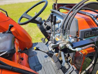 KUBOTA GL301D s čelním nakladačem - 8