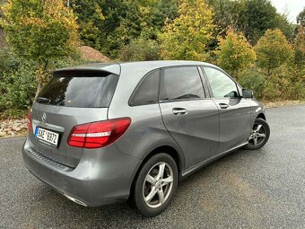 Mercedes Benz B200 - 8
