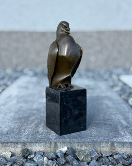 Moderní bronzová socha Holub symbol míru a lásky dekorace - 8