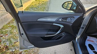 OPEL INSIGNIA sport TOURER 2.0 CDTI 143KW 200 HP rok 2014 - 8