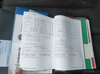 Volkswagen Passat - 8