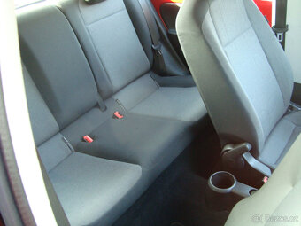 Volkswagen UP 1.0 MPi - 8