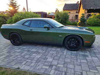 Dodge Challenger RT 5,7 Hemi 2020 Alcantara , DPH - 8