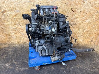 NASTROJENÝ MOTOR MERCEDES VITO W638 2.3D 72KW OM601.970 - 8
