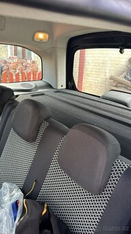 Berlingo 1.6 hdi 68KW multispace 2x šoupačky - 8