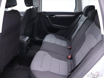 Volkswagen Passat 2,0 TDI 130kW DSG 4Motion (2013) - 8