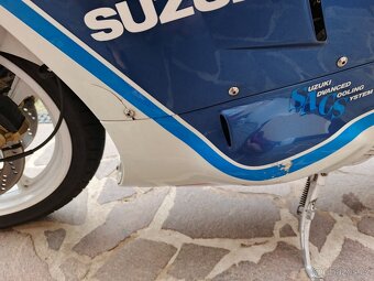 Suzuki GSX-R 1100 rv. 1987 - 8