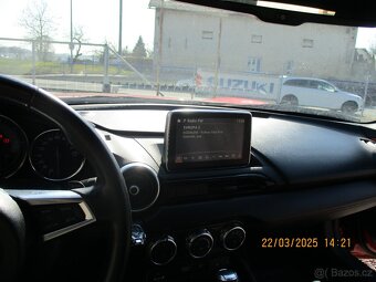 Mazda MX5 cabrio - 8