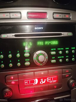 Prodam nebo vyměním Ford Mondeo mk4 kombi Rok 2008 - 8