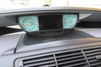 Citroën C8 HDi PŘESKOČENÉ ROZVODY - 8