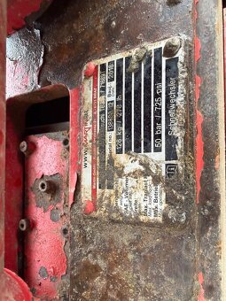 Minibagr Takeuchi TB240 - 8