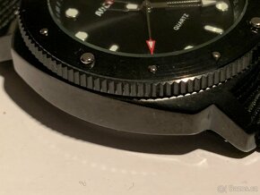 Quartz Army ,..45mm - 8