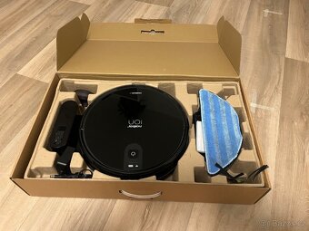 Robotický vysavač Niceboy Charles i7 - 8