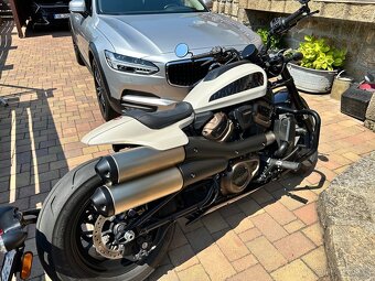 Harley Davidson 1250s Sportster - 8