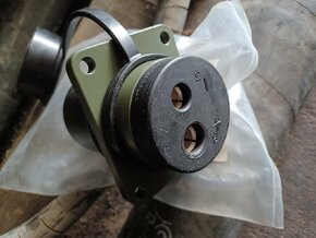 Cisterna Feldbinder, Spitzer - 8