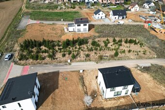 Prodej stavebního pozemku ( 680 m2), ul. Květná, Střelice - 8