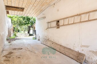 Prodej historické usedlosti, o velikosti 200 m2, na pozemku - 8