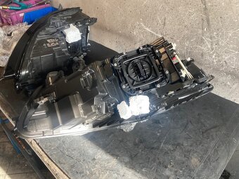 Prodám přední světla Audi a6 c7 4g face - 8