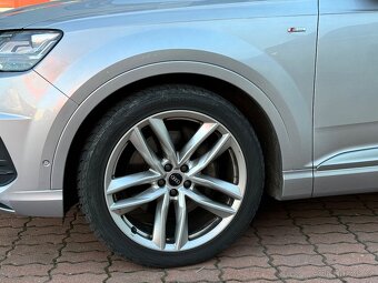 Audi Q7 3.0TDI quattro 7 míst - 8