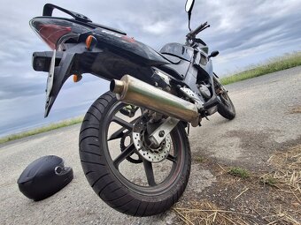 HONDA CBR 125R - 8