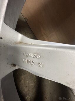 ALU kola Volvo Cratus 20’ - 8