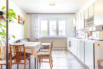Prodej rodinného domu, 230 m2 - Hustopeče, ev.č. 00031 - 8