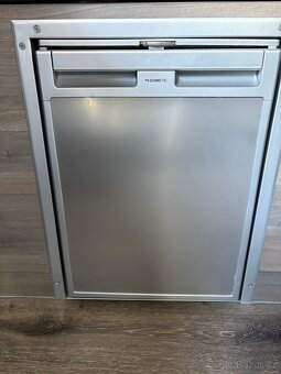 Obytný Volkswagen VW Crafter zimní - 8