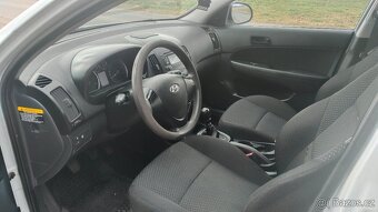 hyundai i30 1,4 16V combi - 8