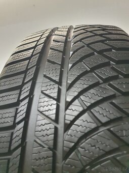 4x ZÁNOVNÍ 215/45 R18 Zimní pneu Kumho Wintercraft WP72 - 8