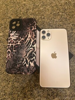 iPhone 11 Pro Max, 64 GB, Gold - 8