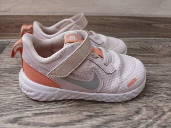 Dětské tenisky Nike, vel. 25, délka stélky 16 cm - 8