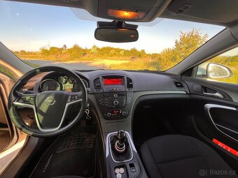 Prodám Opel Insignia Sports Tourer SW-2011-2.0l, 118kW CDTI - 8