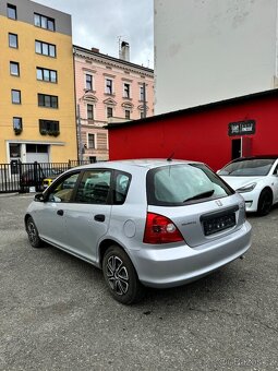Honda Civic, 1.4i 66kW Ojeté, 2001, 225 075 km Cena za 25000 - 8