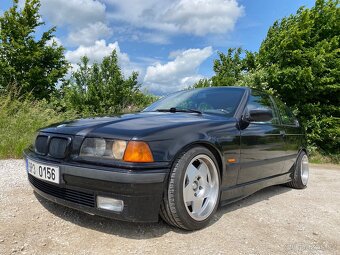 Bmw e36 323ti - 8