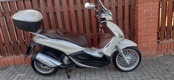 Piaggio beverly 300 (2013) - 8