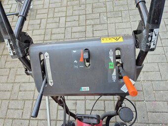 Sněžná Fréza Honda HS 970 hydropojezd - 8