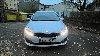 Prodej auta Kia Ceed II 1.4 TOP - 8