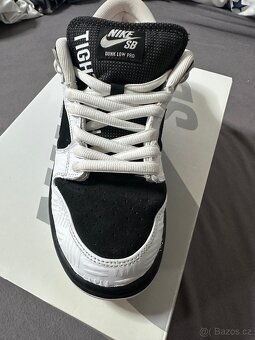 Nike SB Dunk Low TIGHTBOOTH - 8
