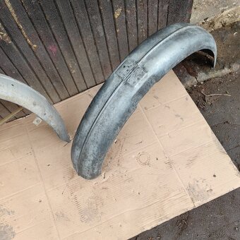 ČZ 175 /250 předvalecna blatníky - 8