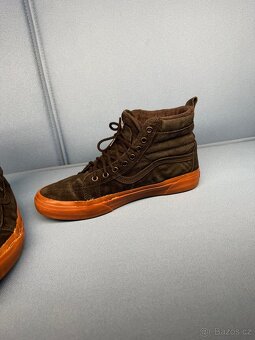Vysoký Vans - 8