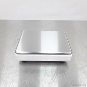 Digitální kuchyňská váha do 10 kg - dělení: 1 gram - 8